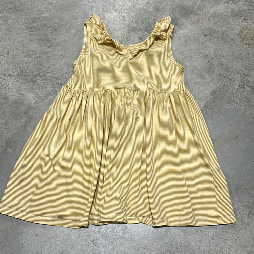 Vignette brand mustard n white striped dress‎ / Size 8Y / P-60